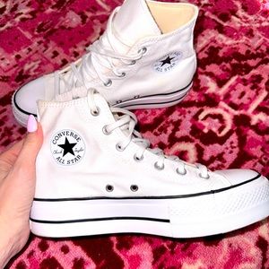 Converse Women's White High-Top Sneakers Chuck Taylor